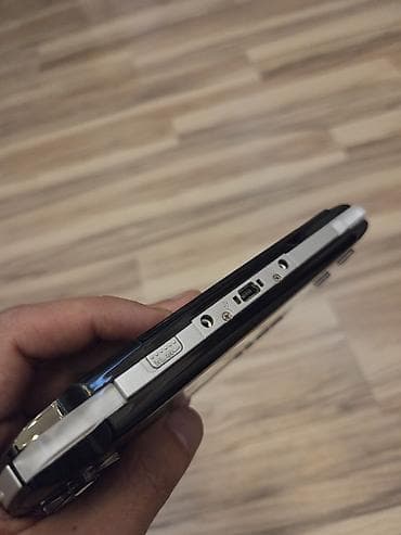psp 1001: Sony PSP (PlayStation Portable) – qara rəng - 4.3" geniş ekranlı — 3