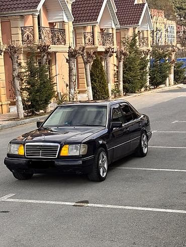 bmw e46 disk: Mercedes-Benz W124: 2 l | 1993 il Sedan — 9