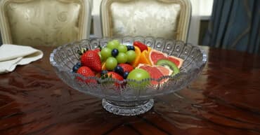 xrustal armudu: Meyvə qabı Bohemia Tərkibi 24% massikot mineraldan (PbO) ibarət — 1