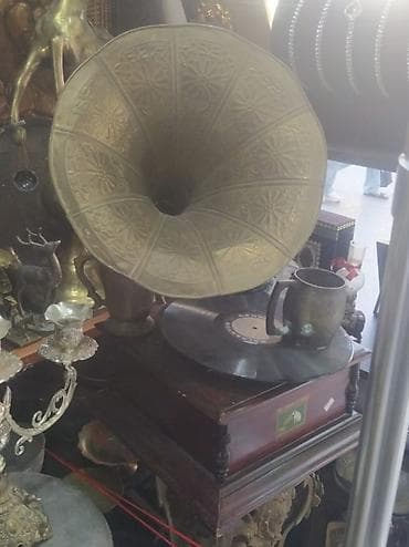 gitara simi: Qədim Qramafon satilir İşləmir duzəltdirmək lazim — 1