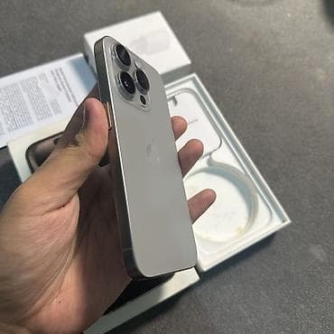 IPhone 15 Pro, 256 GB, Natural Titanium, Face ID — 4