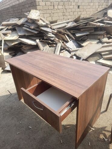 komputer alışı: Kompüter masası, Yeni, Açılan, Laminat, Kvadrat masa — 9