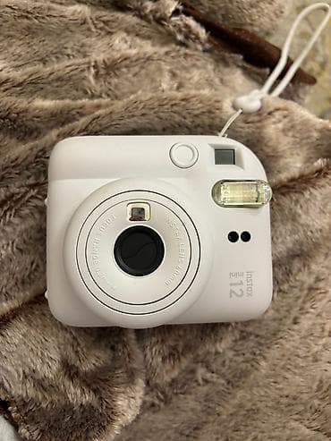 ddr2 plata: Fujifilm Instax Mini 12 – ağ rəngli ani fotoaparat - Instax mini — 1
