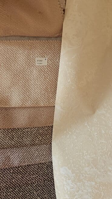 ucuz tul: Bu dəst tünd bənövşəyi rəngli iki qalın pərdədən və ortada yerləşən ağ — 9