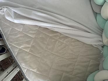 işlənmiş xalçalar: Для девочки и мальчика, Б/у, Овальная, Колыбель, С бортиками, С матрасом, С механизмом качания — 3