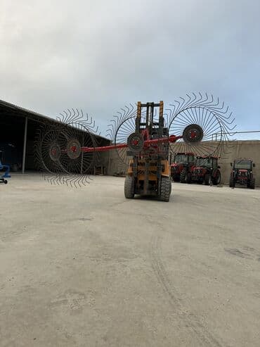 traktor qosqusu: Ot topalayan dırmıq. Nəğd qiymətə təqdim olunur. Məhsulun çəkisi 150 — 6