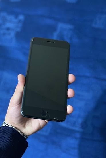 iphone xr kredit: IPhone 8 Plus, Space Gray, Barmaq izi — 8