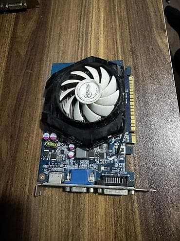 Video kart 8gb ram 4gb yaddas - Model: AMD/ATI Radeon HD 6670 — 2
