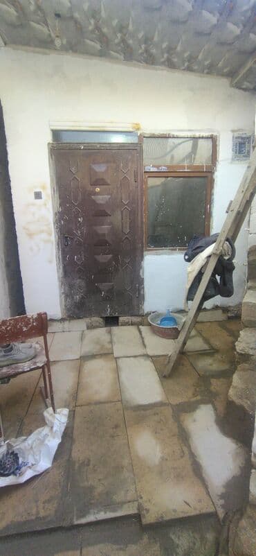 köhnə suraxanıda həyət evləri: Ev xırdalanda icra hakimiyətinə yaxın yerdə yerləşir 2 otaqdır.qazı — 1