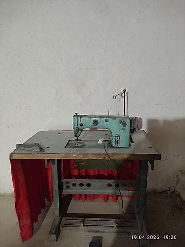 tikiş maşını ustası: Sənaye tikiş maşını – masa və ayaq pedalı ilə - Güclü metal korpuslu — 1