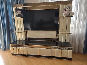 qonaq dest: Qonaq otağı üçün dəst mebel Tərkibi: - Geniş TV stendi və üst paneli — 2