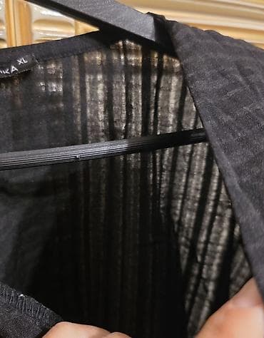 Alt paltarı: Yazliq yumwaq parca XL olcu. yenidir. hezi ehmedli metro cixiwlari — 2