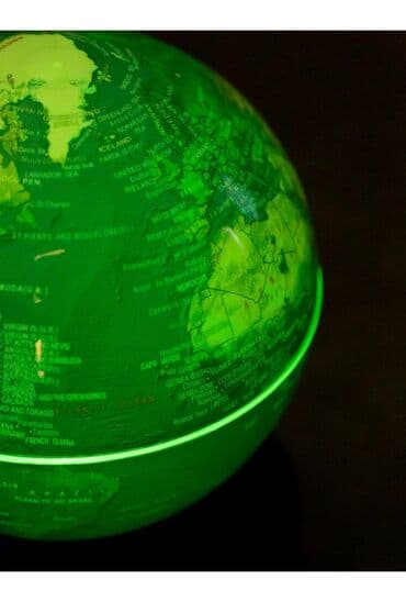 Güzgülər: Təsvir Avtomatik qaldırma funksiyası ilə havaya qalxan işıqlı qlobus — 6