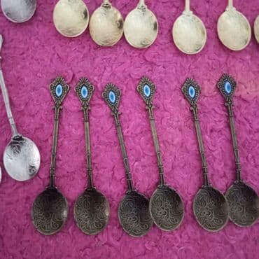 qaşıq dəstləri: Gözmünçugulu. qirmizi. däşlarla. müräbbä. qaşiglari — 11