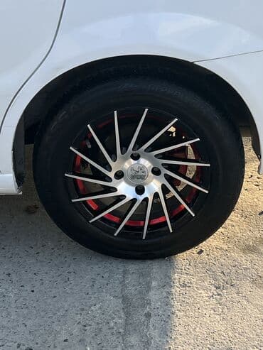 diskilərin satışı: Iran Khodro : 1.7 l | 2019 il 210000 km Sedan — 6