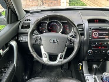 sulutepe heyet evleri kiraye: Kia Sorento: 2 l | 2010 il Ofrouder/SUV — 7