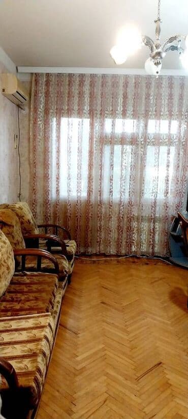 ipotekada olan evlerin satisi: Bakı, Köhnə Günəşli, 2 otaqlı, Köhnə tikili, m. Həzi Aslanov, 65 kv. m — 2