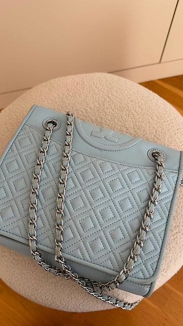 Аксессуары: 550azne alinib 2-3defe taxilib yeni kimidir.Tory Burch çiyin çantası – — 2