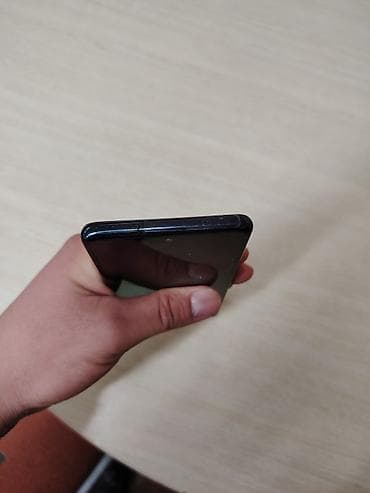 canon eos 1200d: Samsung Galaxy S20, 128 GB — 5