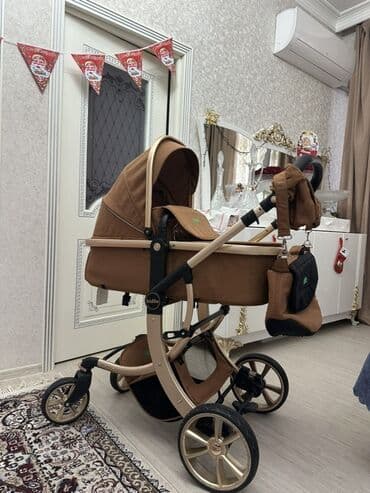 Qoruyucu plyonka və şüşələr: Transformer araba, Kidilo, İşlənmiş, Cins: Qız, Yaş: 1-6 ay, Ünvandan götürmə — 2