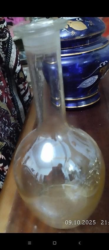 Şüşə laboratoriya kolbası (yuvarlaq dibli, dar boğazlı) - Material