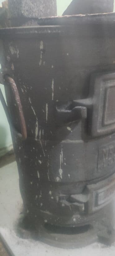 Boçkalar və çəlləklər: Döküm soba – kömür/odunla işləyən - Material: ağır döküm gövdə — 1