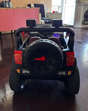 детские вещи 12 лет: Uşaq üçün böyük elektrikli off-road tərzində 4x4 jeep satılır. Çox az — 6