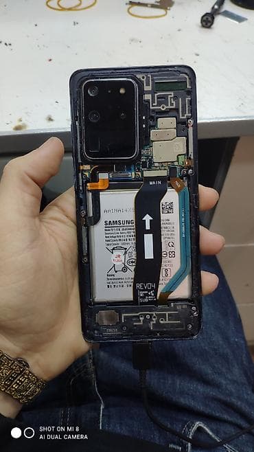 Salam telefonun ekranı birdə 0.5x kamerası işləmir 0.5 ə görə