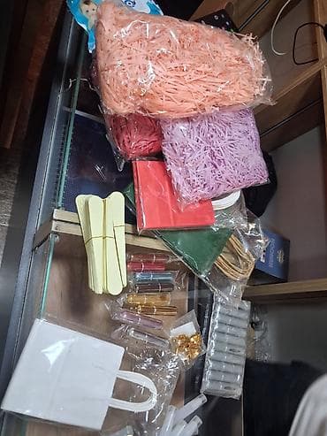 aptek satılır: Hazır ətir biznesi satılır .70 ədəd ətir kupşini . Ətir qabları — 7