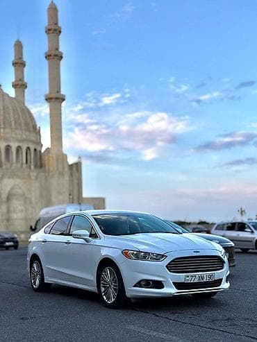 audi a5: Ford Fusion: 2 l | 2014 il 161000 km Sedan — 2