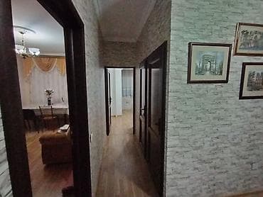 gencede ev: Əhmədli Bakı kinoteatrı yaxınlığında 9/3, orta bulok 3 otaqlı tam — 2