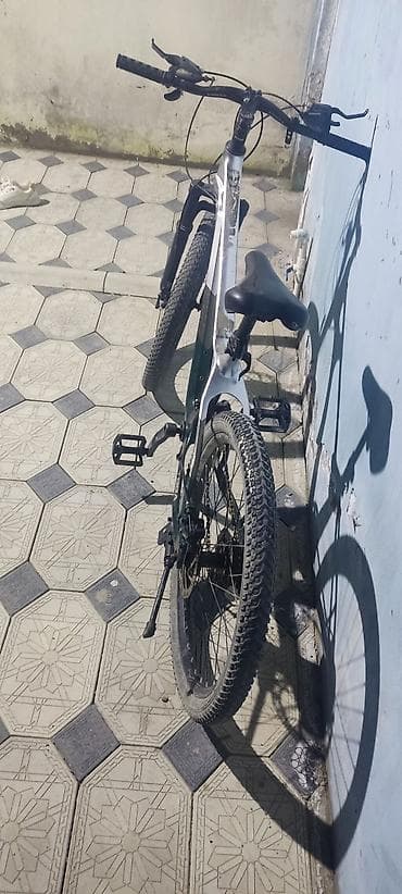 versepet: MTB velosiped – 26" təkərlər, disk əyləclər, ön amortizator, alüminium — 2