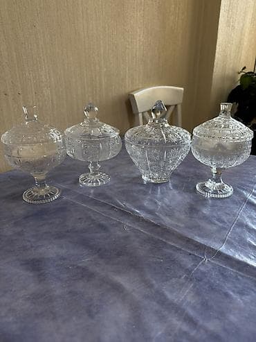 Şüşə/qədəh qablar dəsti – 4 ədəd qapaqlı şirniyyat qabı - Material