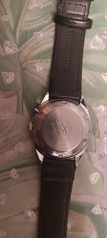 Qol saatı, Orient, rəng - Qara