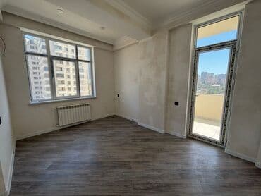 элитные 3 комнатные квартиры: Mənzilin təsviri: - Geniş və işıqlı otaqlar, iri pəncərələr sayəsində — 3