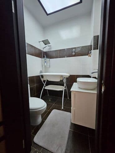 elmler akademiyasi kiraye evler: 8 Noyabr Metrosuna yaxın,Tibb Universiteti,Qızlar — 9