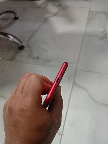 iphone 6 's: IPhone 11, 256 GB, Qırmızı, Face ID — 7