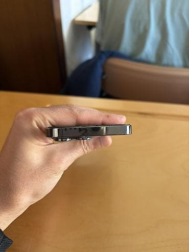 ipone 6: IPhone 13 Pro, 128 GB, Natural Titanium, Face ID — 7