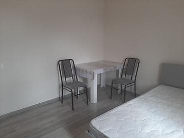 zigda kiraye menzil: 1 otaqlı təmirli,əşyalı mənzil. Ayrica girişi — 2