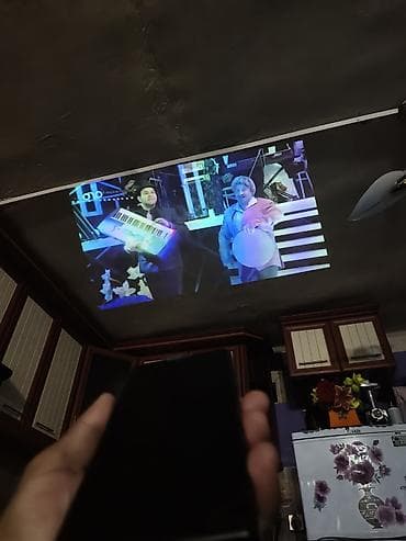 mini ariston: W&O WO1 Projection Mobile Phone – daxili proyektorlu smartfon — 9