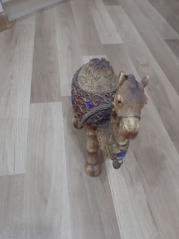 1 dollar qiyməti: Heykəlcik, 2005 il, Ünvandan götürmə — 6