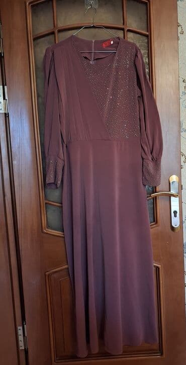 Свадебные платья и аксессуары: 40 azn.Ziyafet geyimi.Material ipek. Beden 50. Turkundu.1 defe — 5