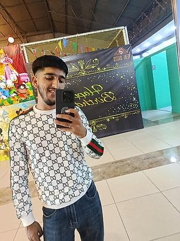 gumus kisi: Salam ofisant işi axdaram ancaq kafe pub olsun restaran istəmirəm ! — 1