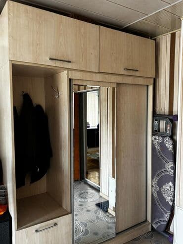 Chevrolet: Шкаф — 1