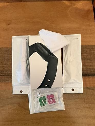 par utusu: Fitbit Inspire 3 – sağlamlıq və fitnes izləyicisi Xüsusiyyətlər: - — 1