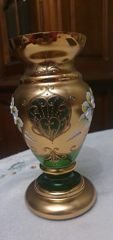 Vazalar: Bir vaza, Bogem şüşəsi — 1