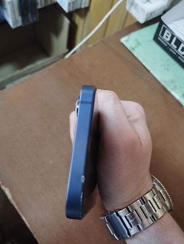 TV və video: IPhone 12, Mavi — 2