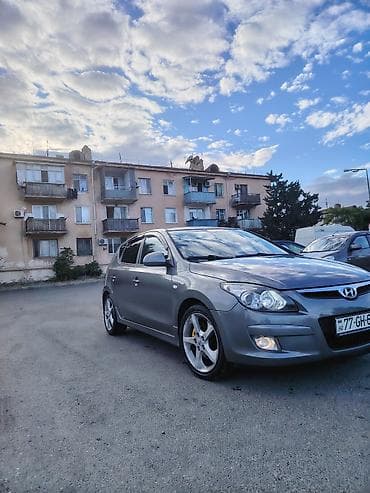 mexanika maşın: Hyundai i30: 1.4 l | 2011 il Hetçbek — 3