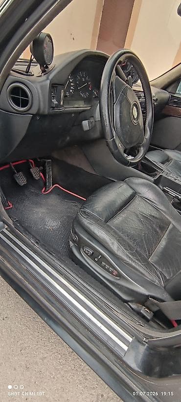 bmw e39: BMW 5 series: 2.5 l | 1995 il Sedan — 10
