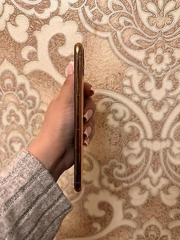 gence telfonlar: IPhone 11 Pro Max, 64 GB, Qızılı, Face ID — 2